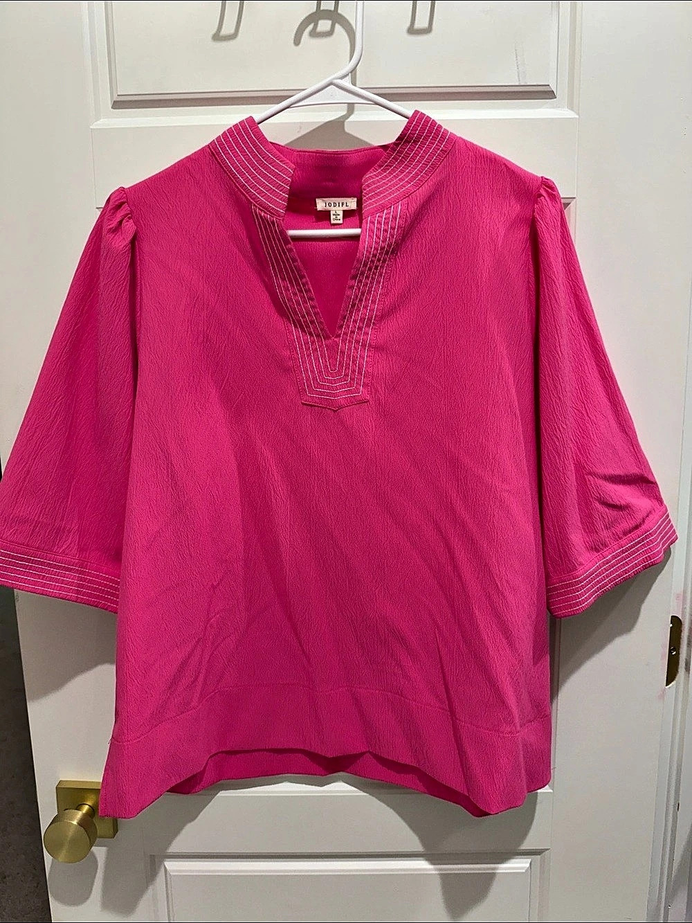 Jodifl Crinkle Texture Stitch Detail Top Pink large